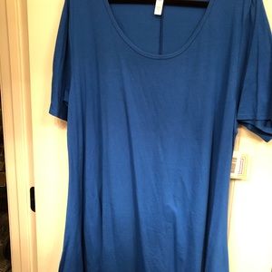 LuLaRoe Tops - Ocean Blue Tunic (LuLa Roe Perfect T) LuLaRoe Tops - Ocean Blue Tunic (LuLa Roe Perfect T)